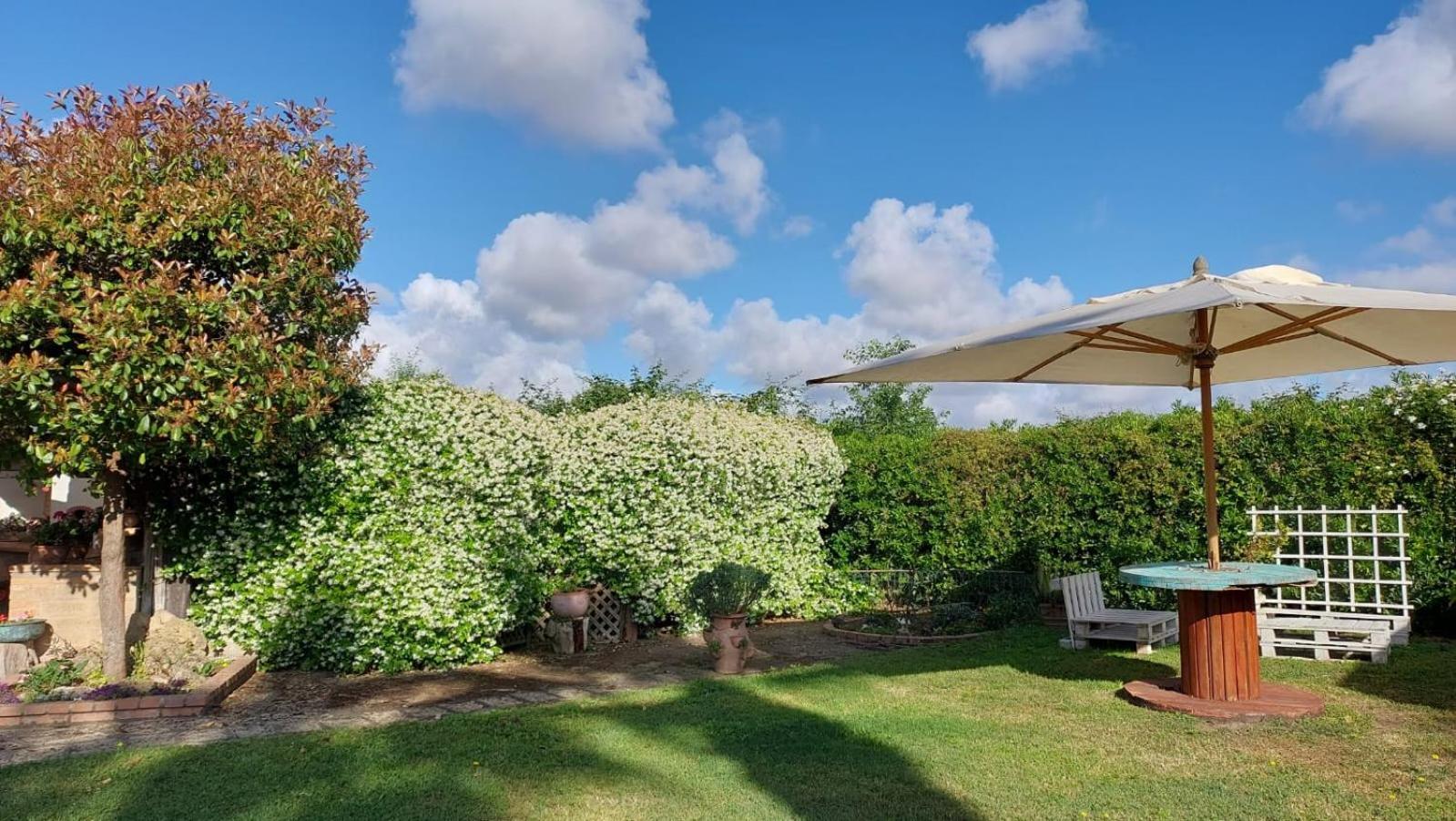 Il Casale Del Sogno Bed & Breakfast 3*